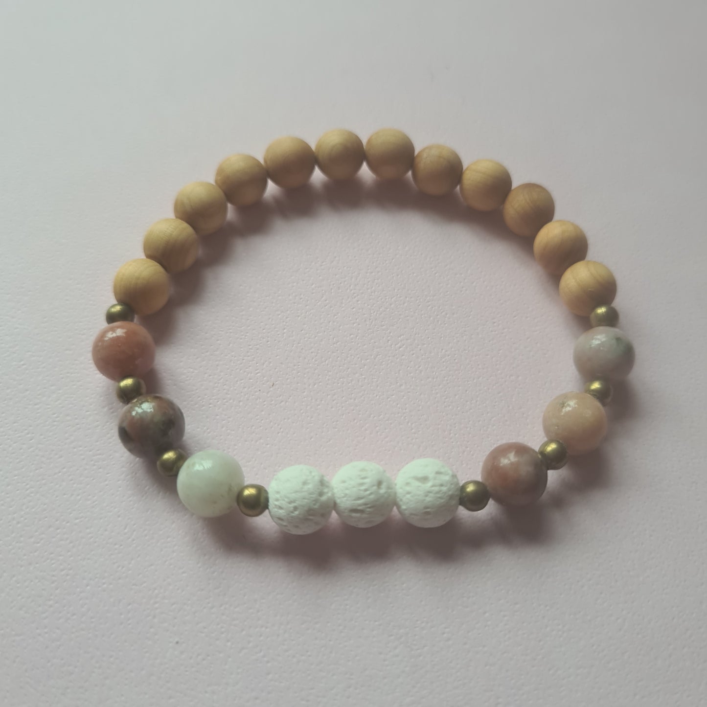 Thuja Wood & Crystal Diffuser Bracelet