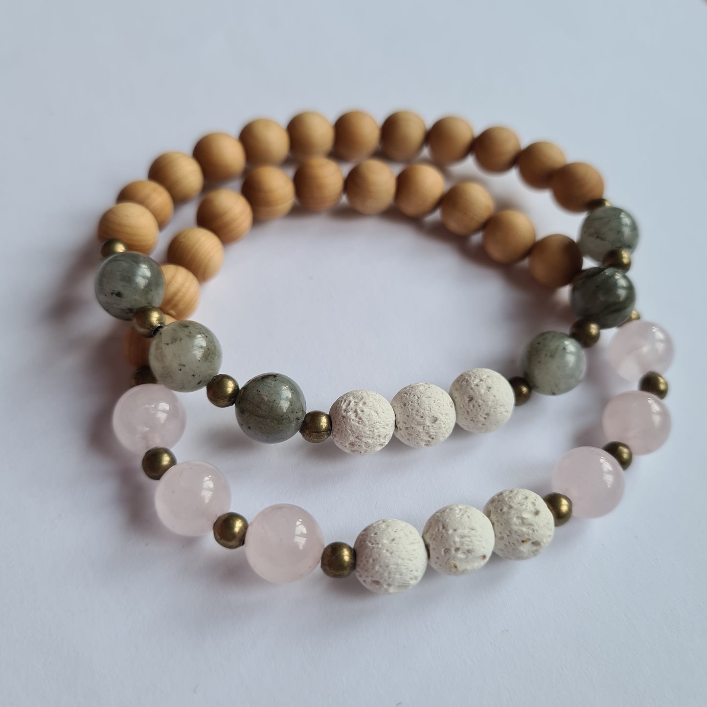 Thuja Wood & Crystal Diffuser Bracelet