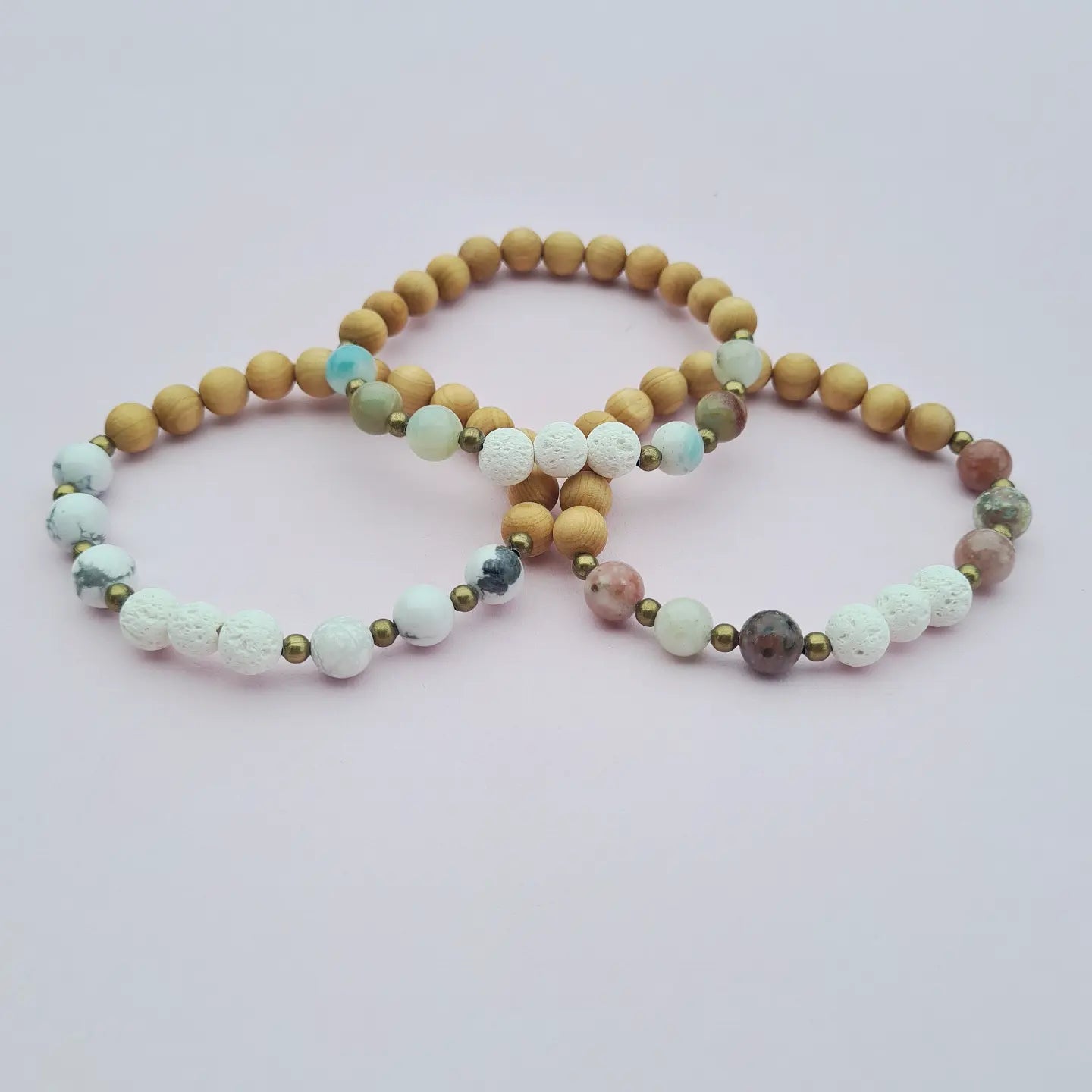 Thuja Wood & Crystal Diffuser Bracelet